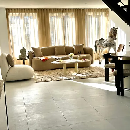 アパート Phoenix Garden