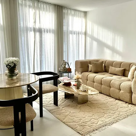 Phoenix Garden Apartment