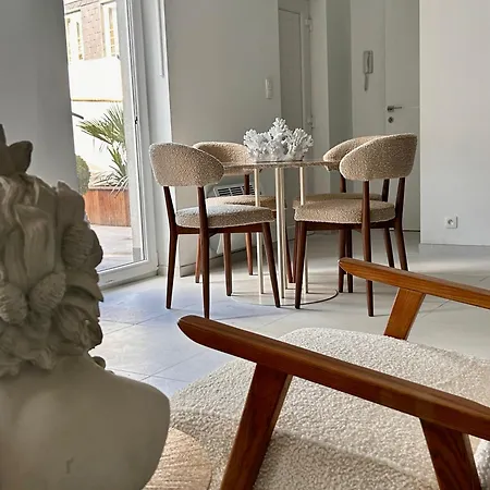 Phoenix Garden モンス